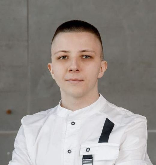 Шерматов Адил Сергеевич